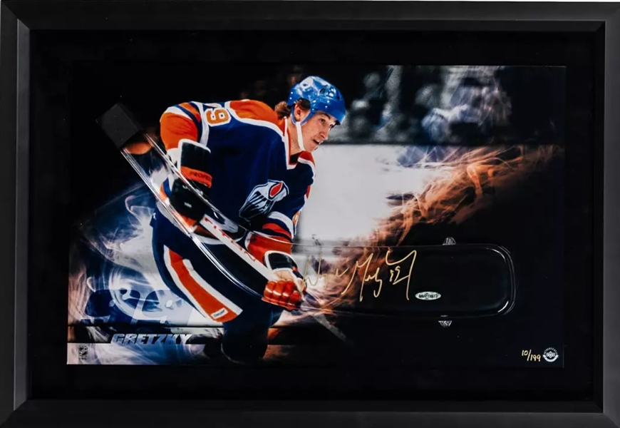 Wayne Gretzky Signed Limited Edition Oilers Stick Blade in 24" x 16" Framed Display (Upper Deck/UDA COA)