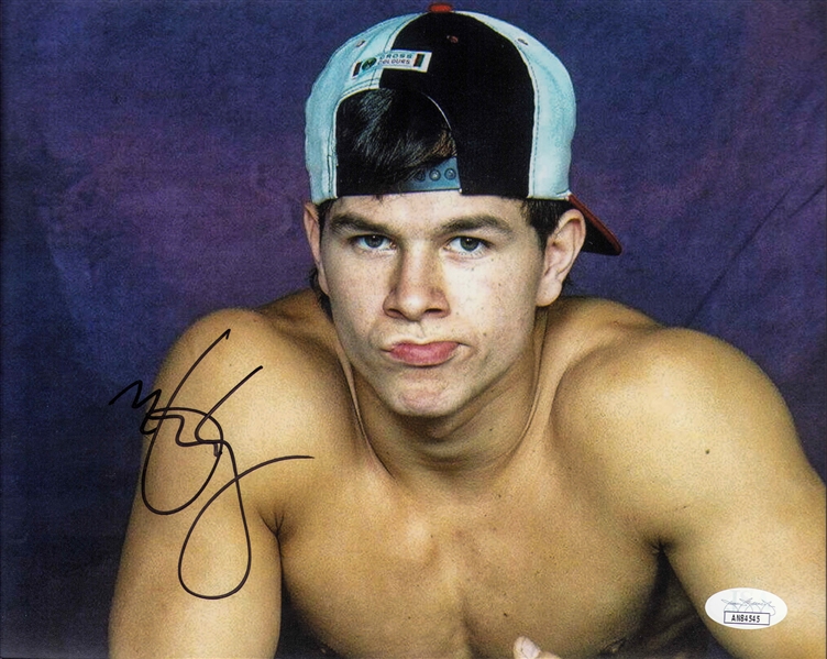 Mark Wahlberg Signed 8" x 10" Photo (JSA)