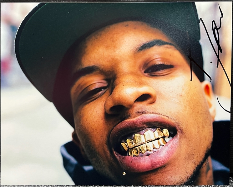 Tory Lanez Signed 8" x 10" Photo (Beckett/BAS LOA)