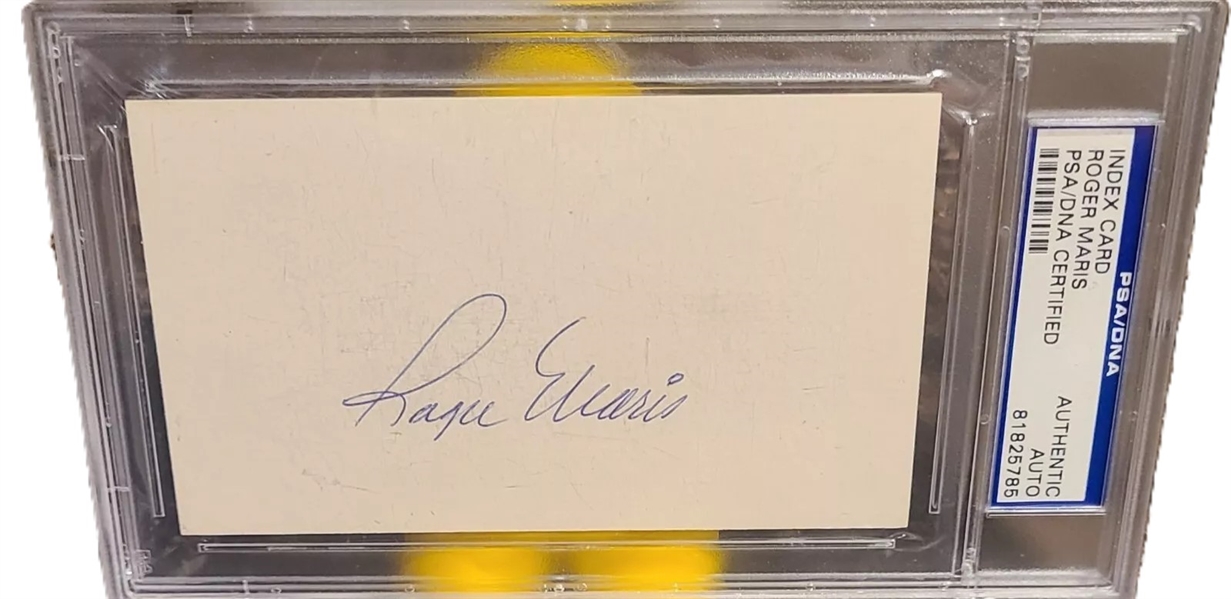 Roger Maris Near-Mint Signed 3" x 5"  Index Card (PSA/DNA Encapsulated)