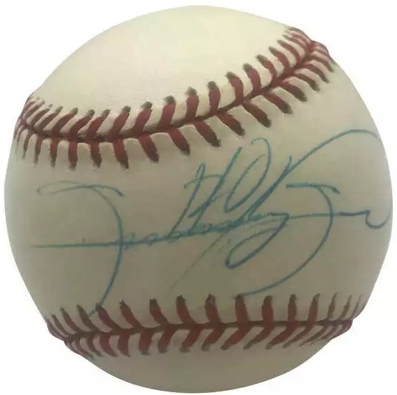 Sammy Sosa Signed OML Baseball (Beckett/BAS)