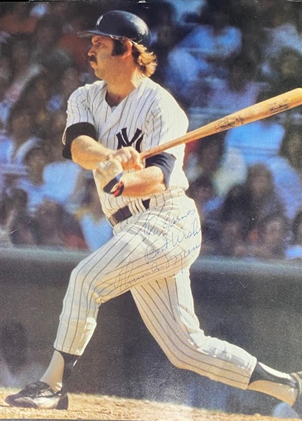 Thurman Munson Near-Mint Signed New York Yankees 7.5" x 10" Color Magazine Photograph (Beckett/BAS)