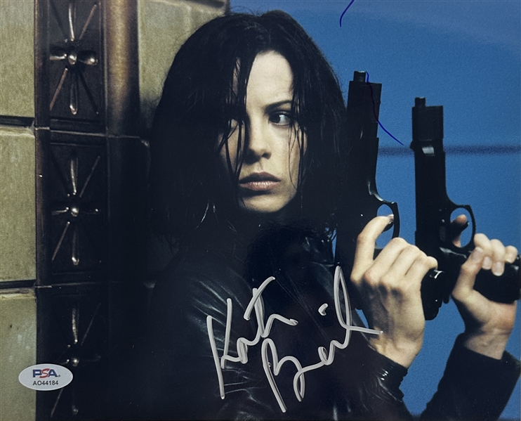 Kate Beckinsale Signed 8" x 10" Color Photo (PSA/DNA)