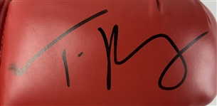 Tyson Fury Signed Everlast Boxing Glove (Beckett/BAS Witnessed)
