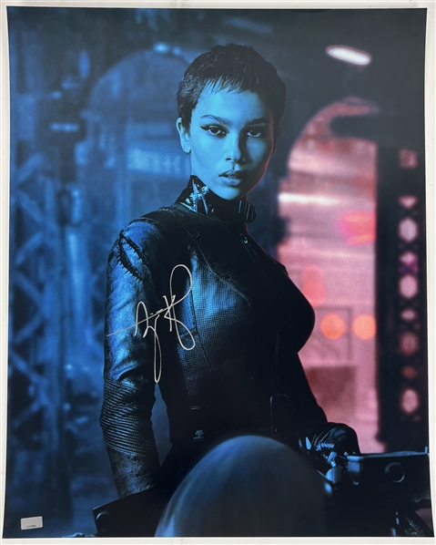 Batman: Zoe Kravitz Signed 16" x 20" Photo as Catwoman (Celebrity Authentics)
