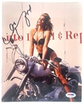 Cindy Crawford Signed Photograph (PSA/DNA)