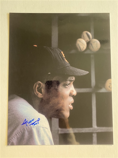 Willie Mays Signed 11" x 14"  Photo (JSA)(Ulrich Collection)