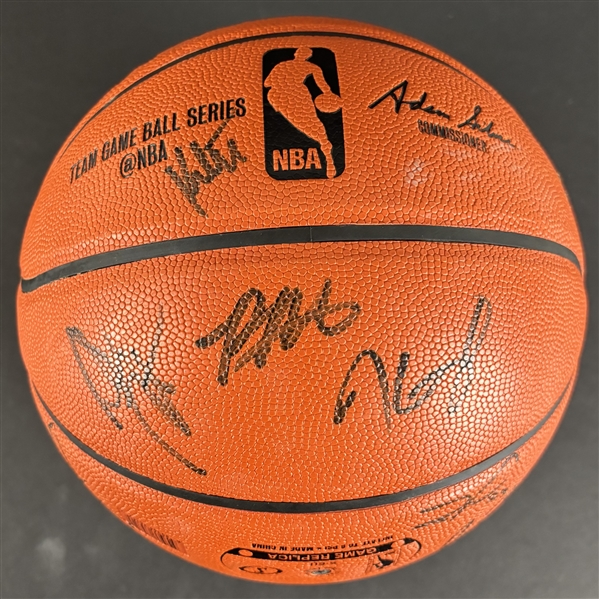 2016-17 Golden State Warriors Team Signed Spalding Composite Model Basketball with 22 Sigs Incl. Curry, Thompson, Green, etc. (World Champs)(Beckett/BAS LOA)