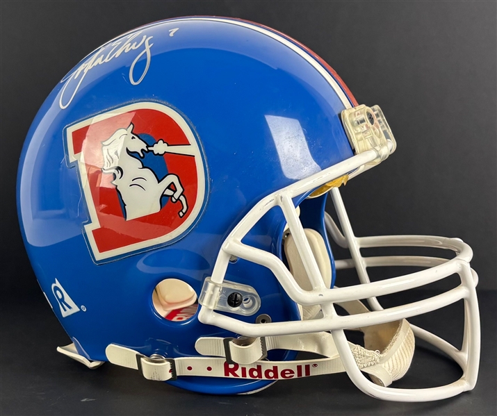 John Elway Signed Denver Broncos Throwback Helmet (Beckett/BAS)