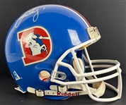 John Elway Signed Denver Broncos Throwback Helmet (Beckett/BAS)
