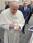 Pope Francis Amazingly Rare Single Signed OML Baseball with Photographic Evidence at Time of Signing! (JSA LOA)